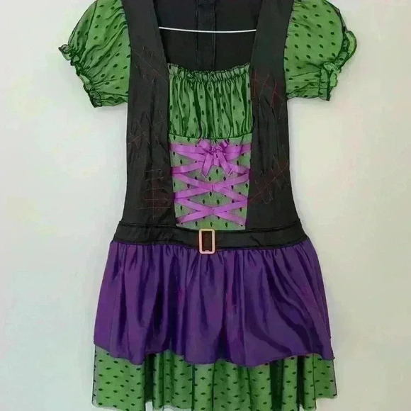Witch or other Costume, Size not on costume but small or size 4 - Picture 1 of 7